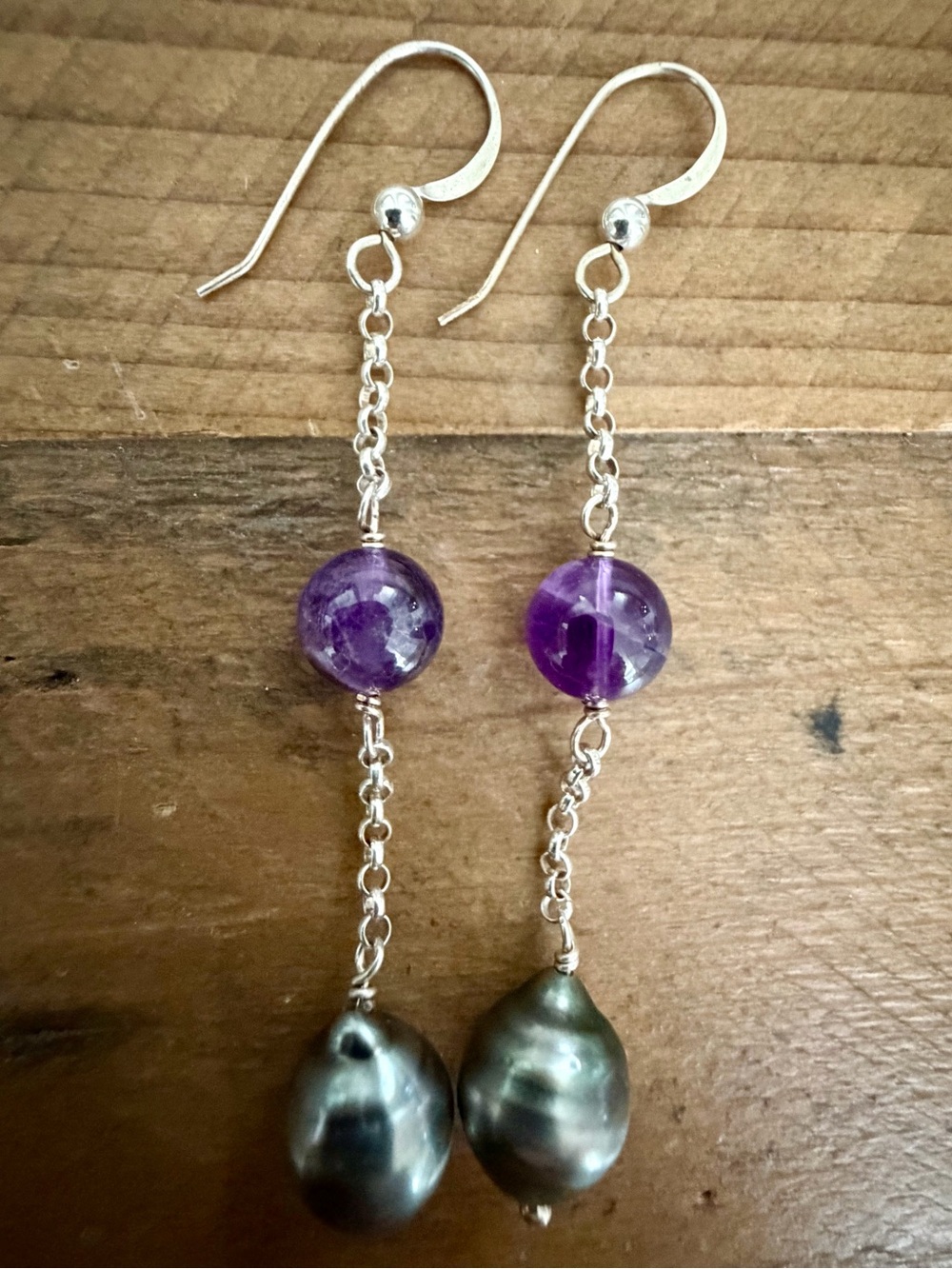 JAY KING(DTR) STERLING SILVER AMETHYST & DARK BAROQUE PEARL LONG DANGLE EARRINGS